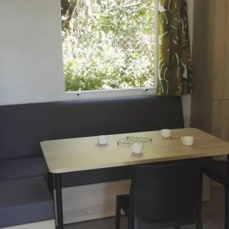 Mobil-home Avec Terrasse A - Api-1-52-504