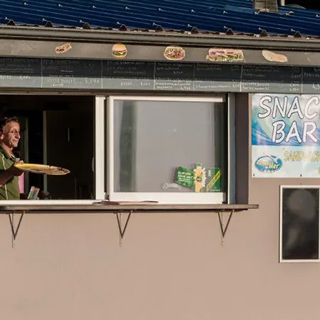 Kemp Mobil-home Avec Terrasse A - Api-1-52-504 Saint-Michel-Chef-Chef